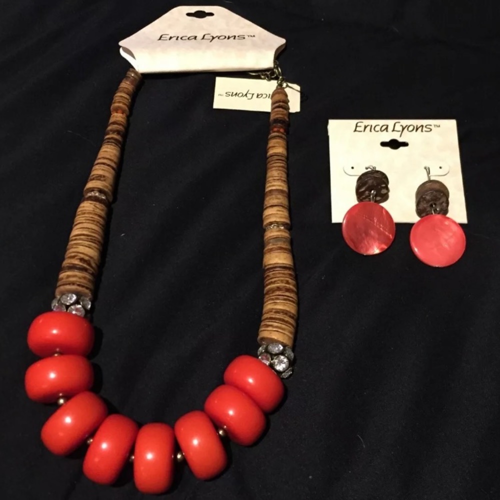 Erica Lyons Necklace & Earring Set NWT